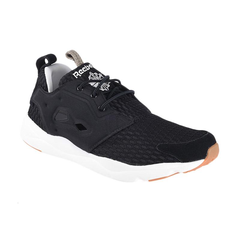 jual reebok furylite loom sepatu olahraga black white jual reebok furylite loom sepatu olahraga black white