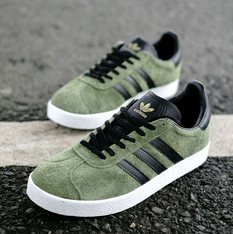 Harga Sepatu Adidas Gazelle