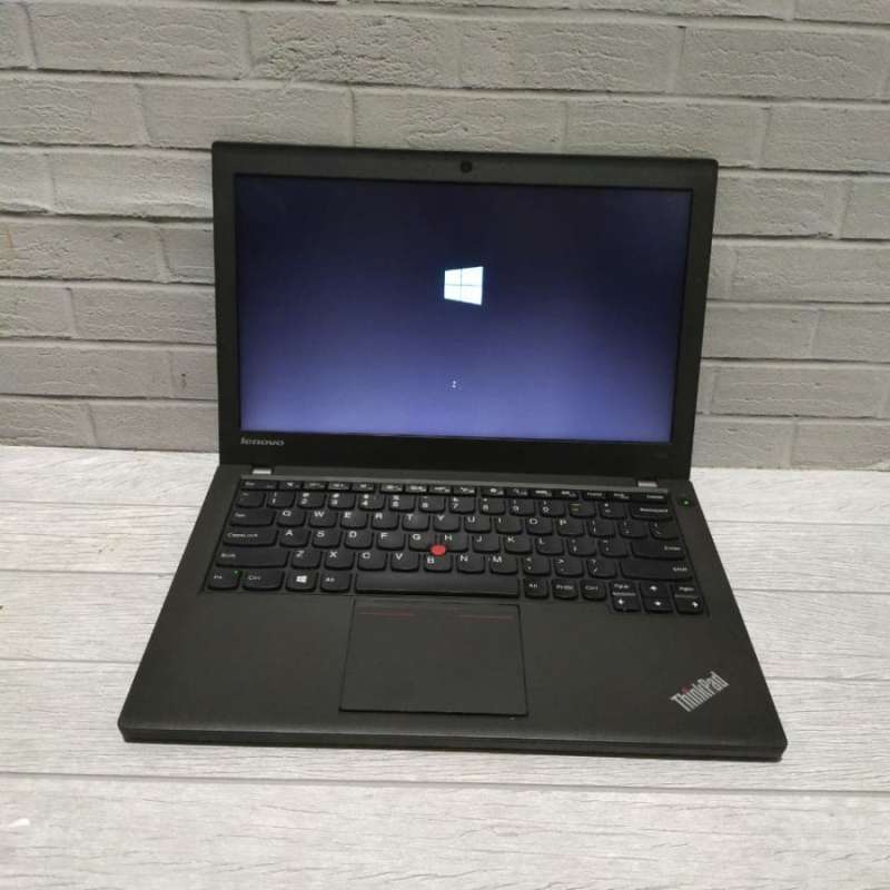 Lenovo ThinkPad X240 – Core I5-4300U, 4 Go RAM, 128 Go SSD – Windows 10