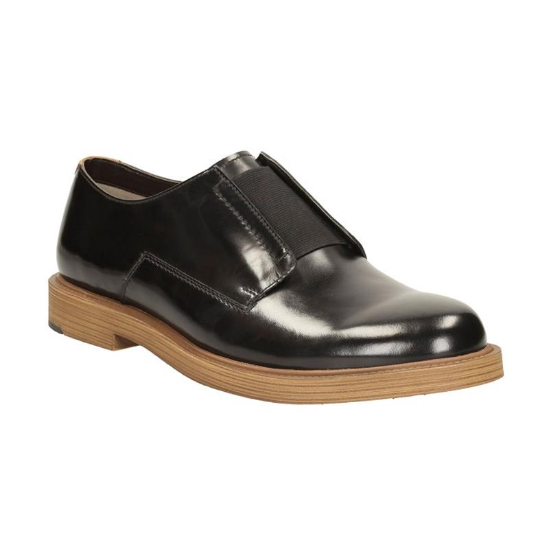 Jual Clarks Feren Slip Black Lea Sepatu Pria Online