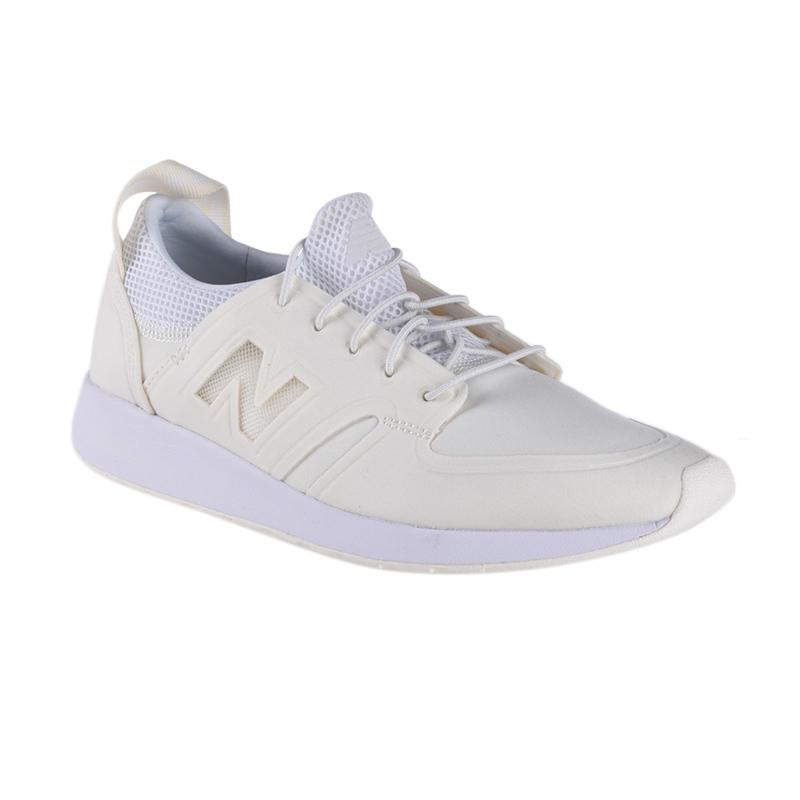 Jual New  Balance  Women s Lifestyle 420 Sepatu Olahraga  