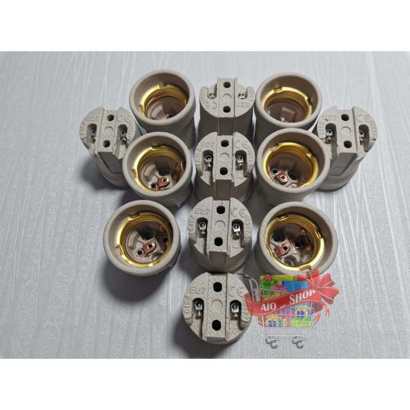 Fitting Lampu Taman - Hitam voltase 220v kap lampu taman yang hanya