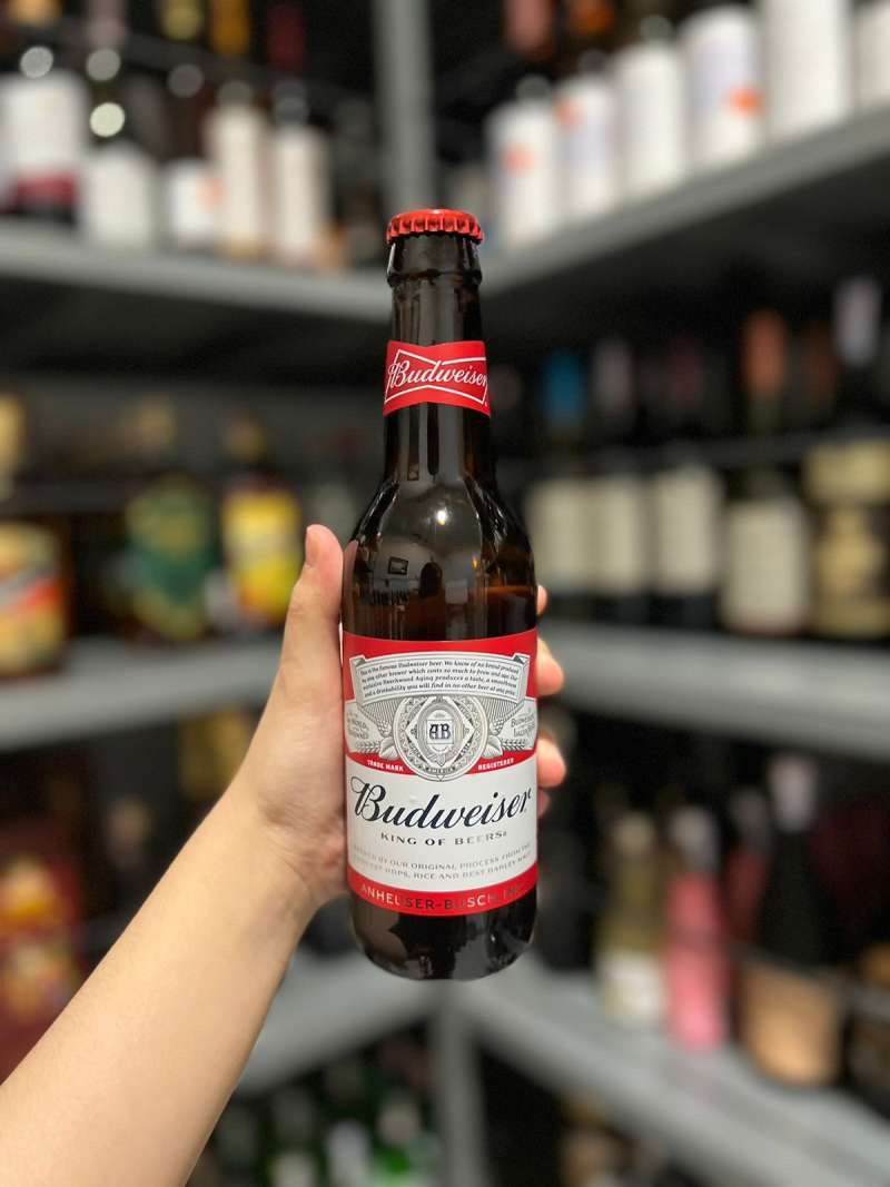 Promo BIR BUDWEISER 330ML / BEER IMPORT Diskon 18 di Seller Sans