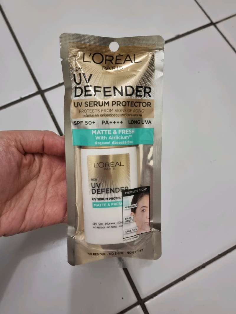 Jual (L'Oreal Paris) New UV Defender UV Serum Protector SPF 50+ PA ...