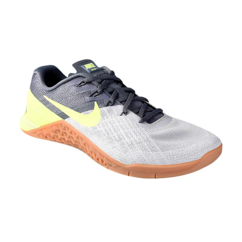 jual nike metcon 3 sepatu fitness black 852928 004 jual nike metcon 3 sepatu fitness black 852928 004