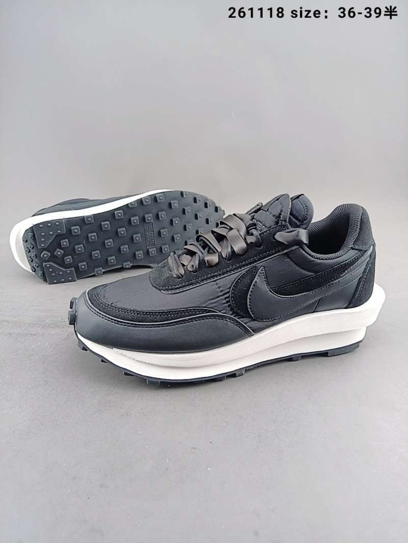 Promo 90 NIKE LDV waffle overlapping design avantgarde