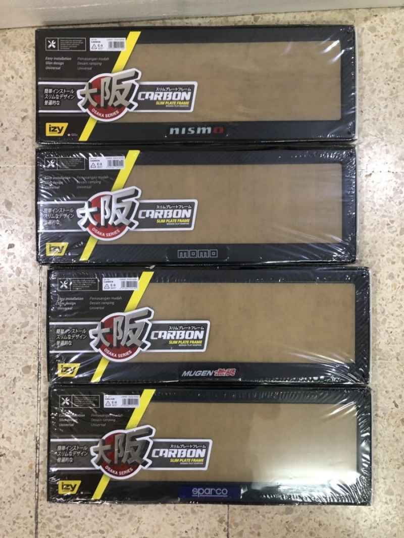 Jual Dudukan/Tatakan/Tempat Plat Nomor Mobil Carbon Akrilik Merek IZY