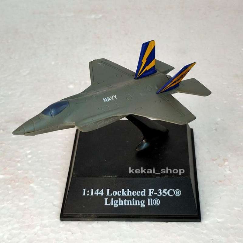 Jual Newray Pesawat Perang Lockheed F 35C Lightning II New Ray Sky ...