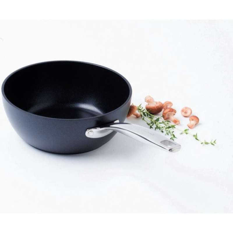 Jual KitchenAid Chef's Pan 20 cm KitchenAid CW001977002 di Seller