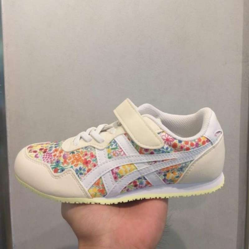 onitsuka tiger merah