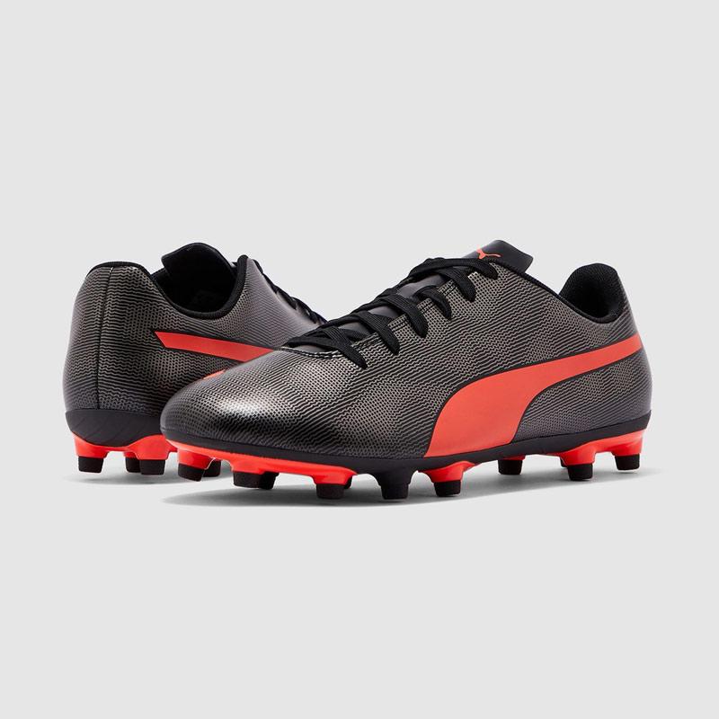 10 Sepatu Bola Terbaru dari 5 Merk Kelas Dunia untuk Menunjang Performa