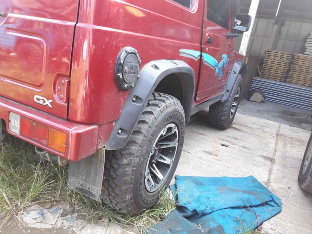 Jual overfender over fender jimny katana model kotak di Seller