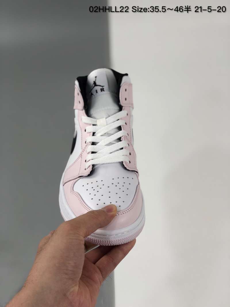aj1 barely rose
