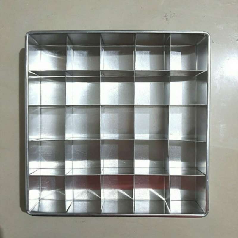 Promo Loyang Brownies Sekat Cetakan Browines Sekat Ukuran 20x20 Diskon