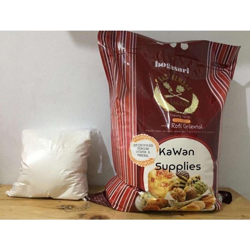 Promo Tepung Bogasari Cakra Kembar Emas Roti Oriental 500gr Repack di