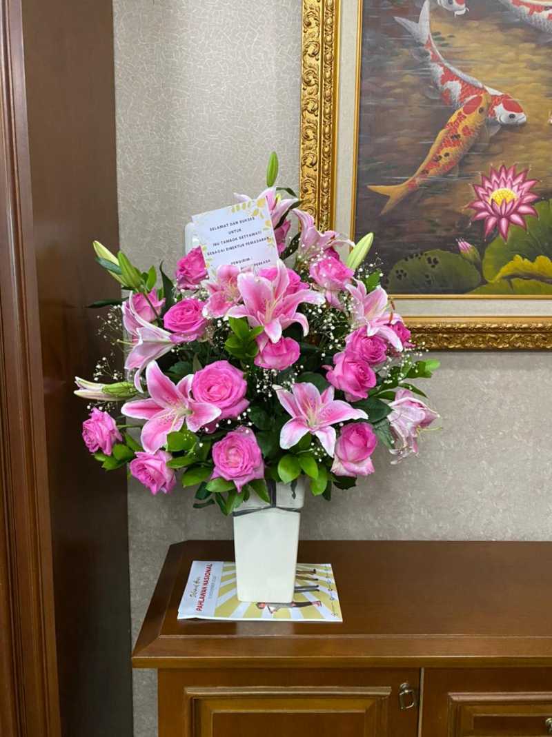 Jual Bunga Meja Rangkaian Bunga Segar Bunga Lily Bunga Lily Segar