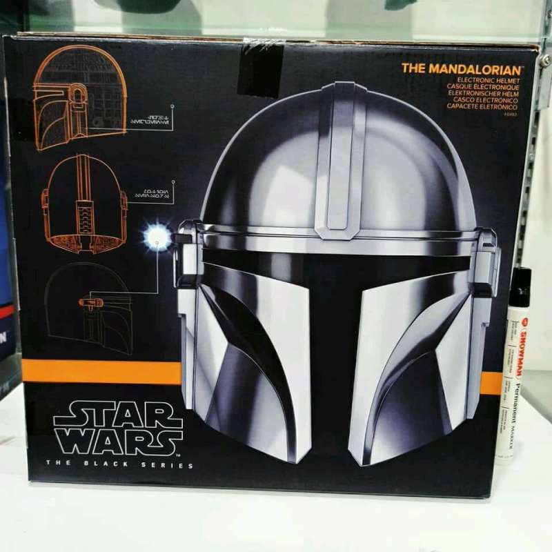 Jual mainan helm cosplay Helm the mandalorian beskar helmet blackseries Original hasbro Voice