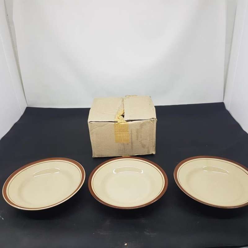 Jual piring keramik lucky 8.5inch STONEWARE SNI GOJEK ONLY di Seller