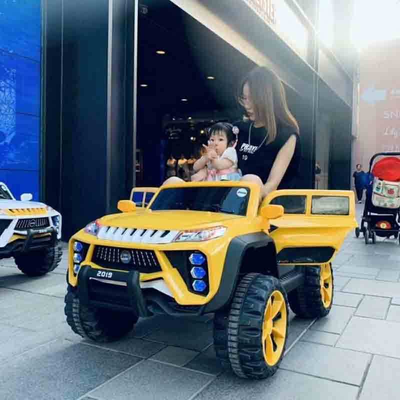 Jual Mobilan Aki Pajero 2019 - Kuning di Seller putratoysmedan