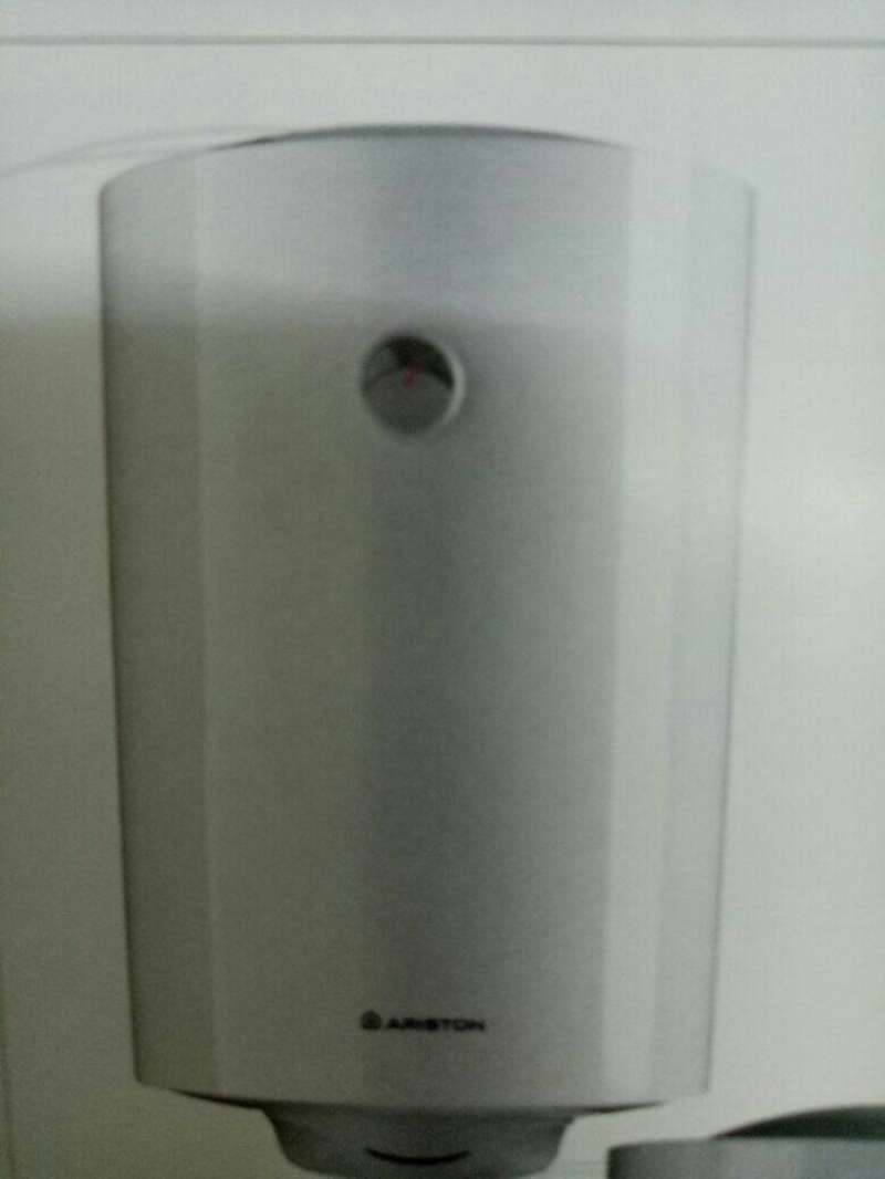 Promo Ariston Water Heater 200 Liter - ARI 200L :: Garansi Resmi Diskon ...