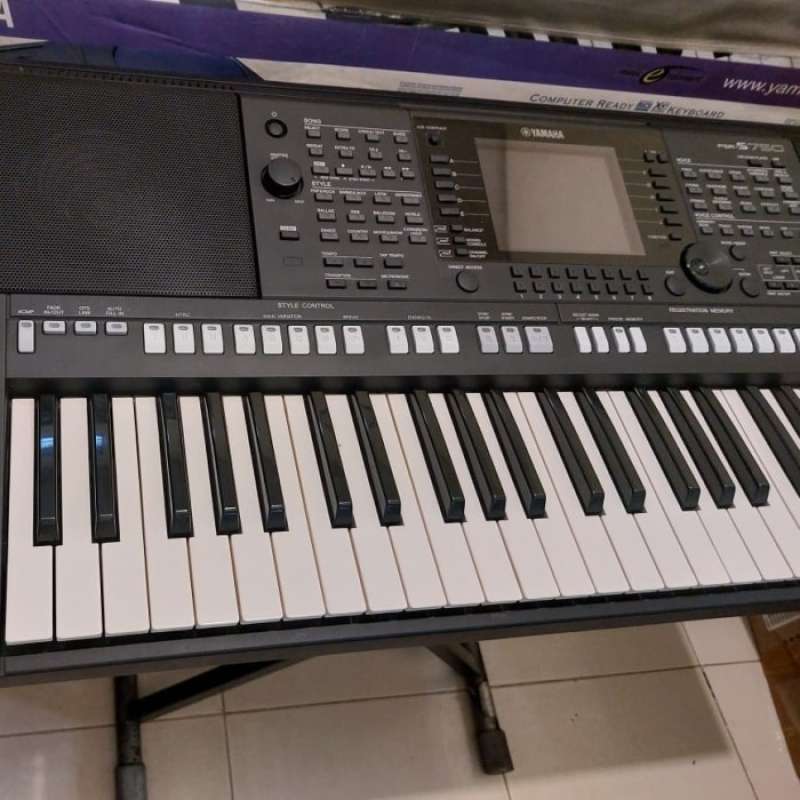 Jual YAMAHA PSR S750 Keyboard Arranger Good Condition di Seller Nadala