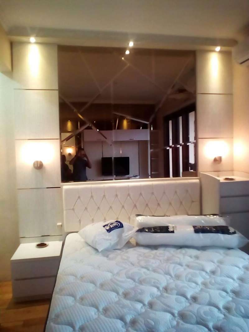 âˆš    Tempat Tidur Backdrop Kaca Bezel Terbaru Agustus 2021 harga murah