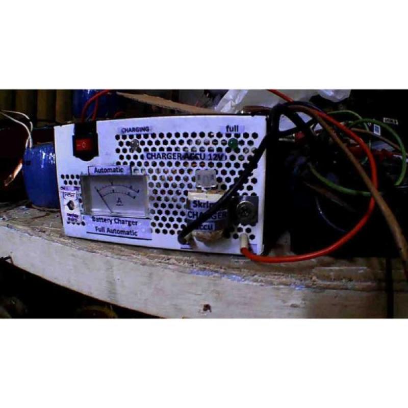 Jual charger accu otomatis,rakitan 12v trafo 10a kawat besar di Seller