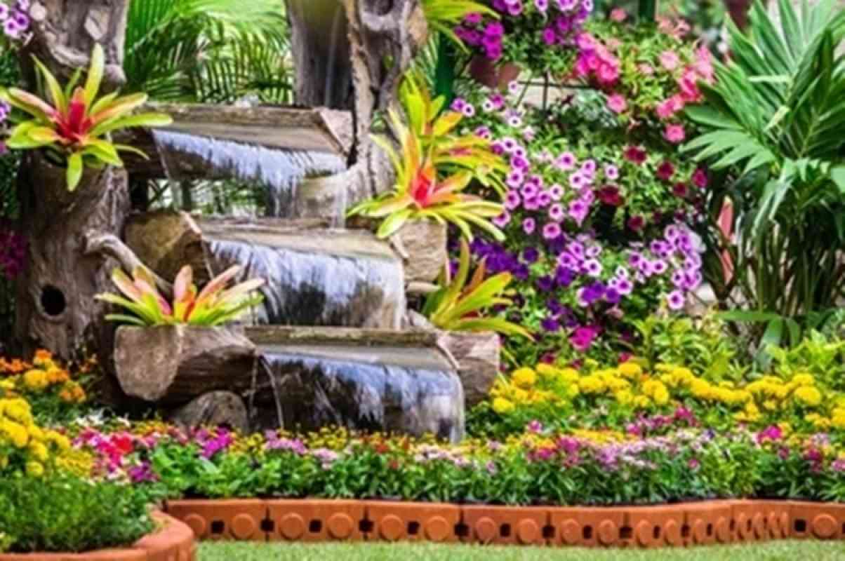 93+ Wallpaper Pemandangan Taman Bunga Images & Pictures - MyWeb