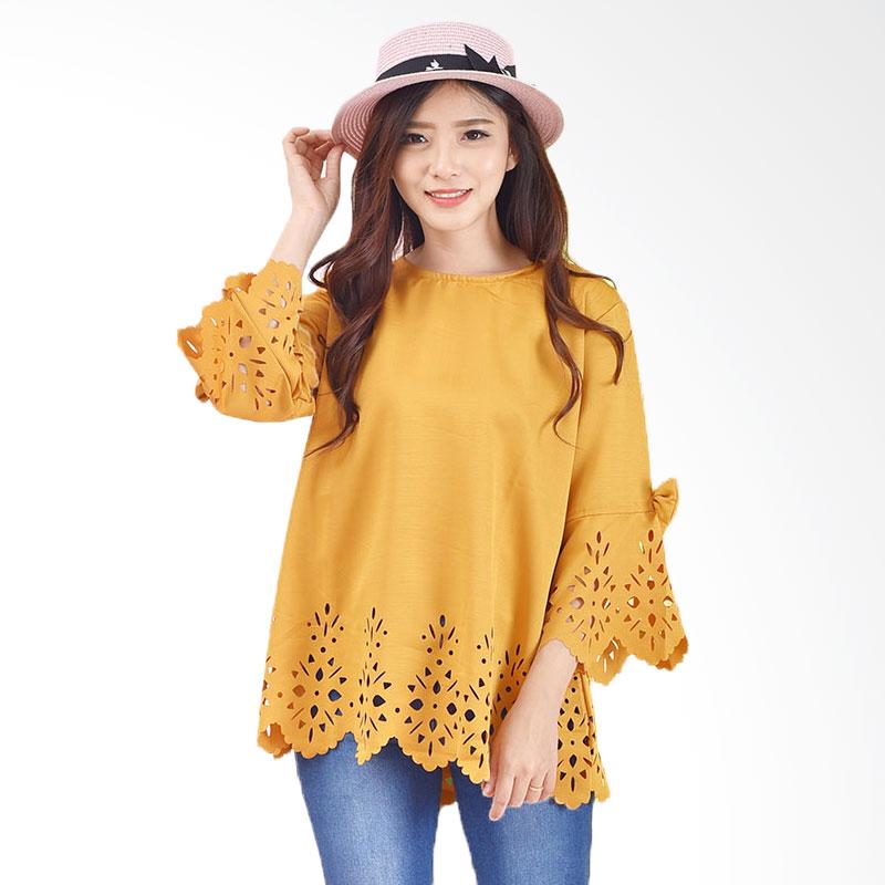 jual jfashion tangan terompet laser cut corak bunga blouse atasan wanita fumiko kuning jual jfashion tangan terompet laser cut corak bunga blouse atasan wanita fumiko kuning