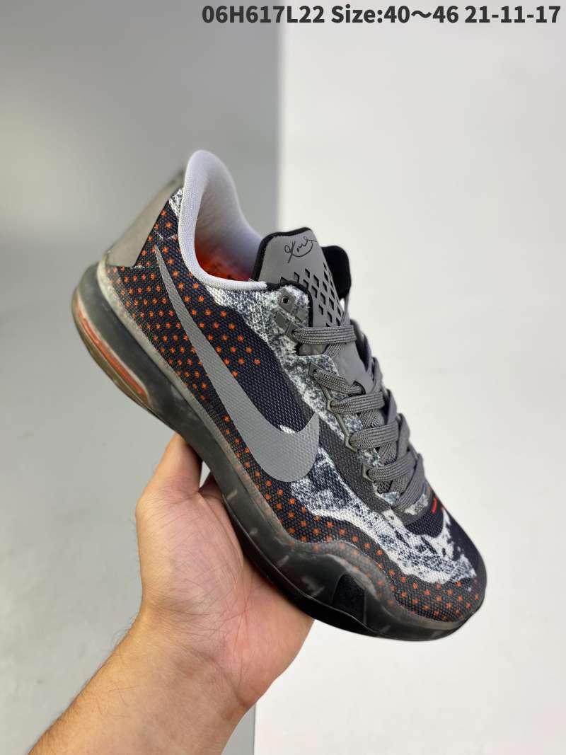 Jual latest color of Nike Zoom Kobe 10 low top shoe pain color is themed by Kobe's continuous gr