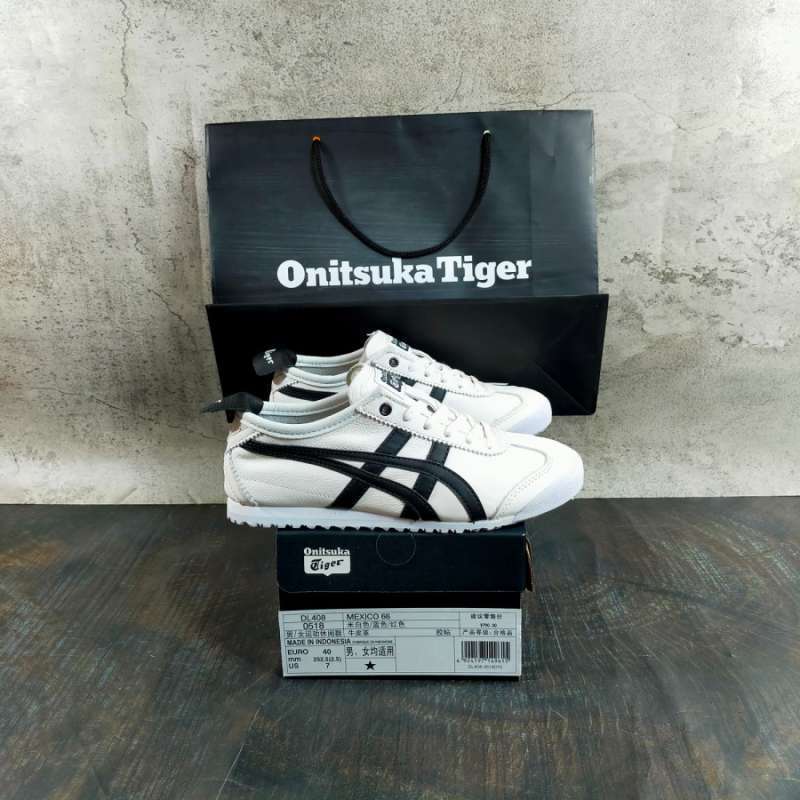 onitsuka store di jakarta