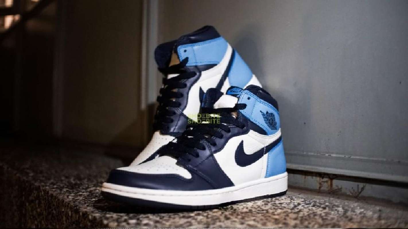 nike air jordan 1 retro high og unc obsidian