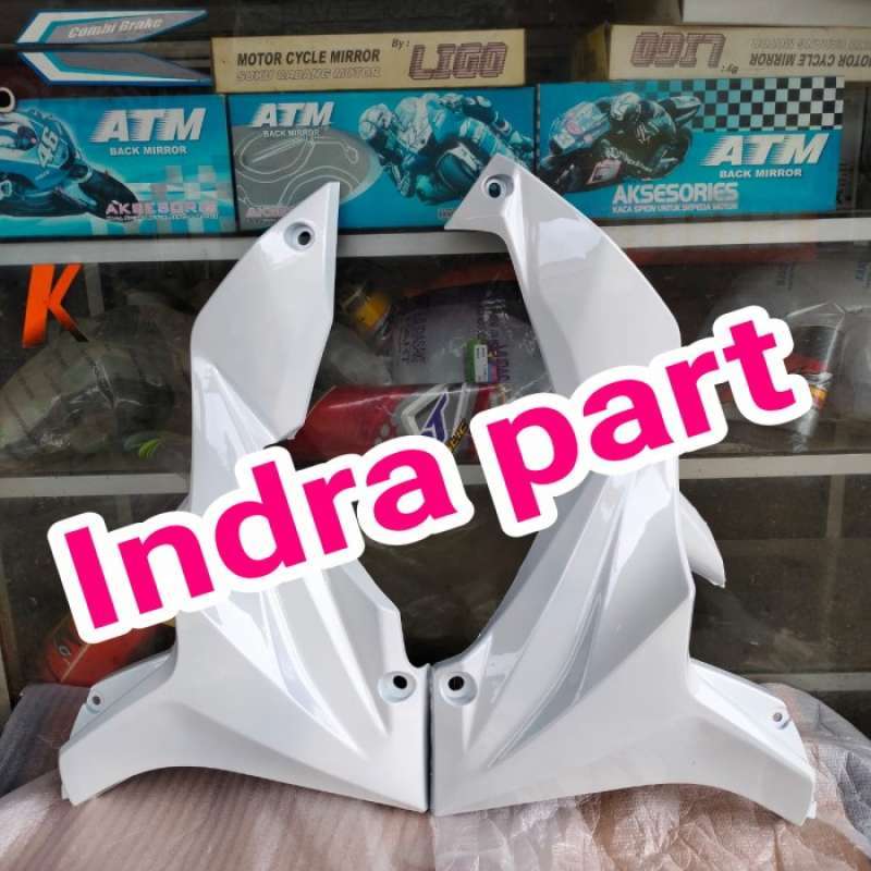 Promo SAYAP BODY DEPAN BAGIAN BAWAH MOTOR HONDA BLADE LAMA WARNA PUTIH