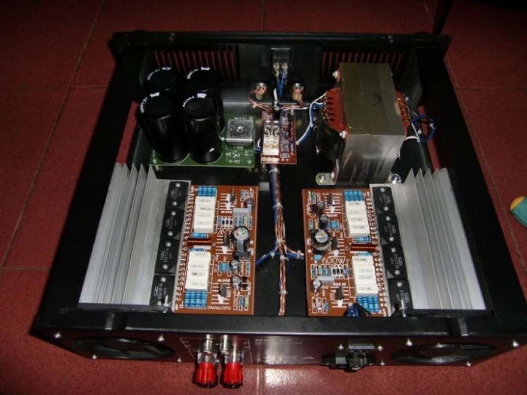 Jual power amplifier rakitan 600 watts ampli rakitan profesional out
