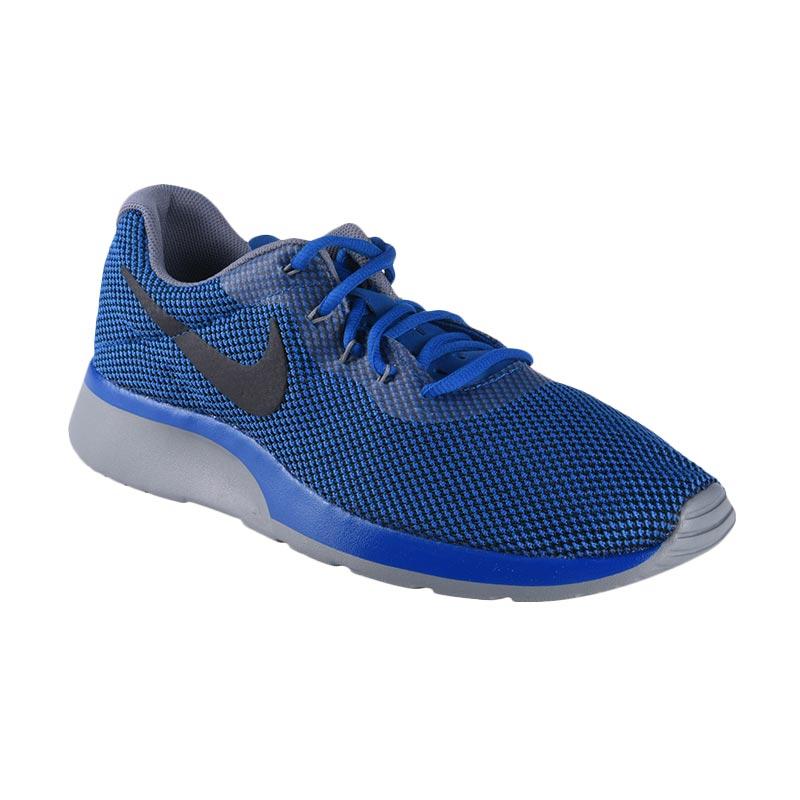 nike tanjun trainers blue