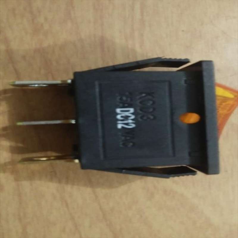 Jual Saklar Switch Mini On Off Piano Kaki Pin 3 15A DC12 Motor Mobil di ...