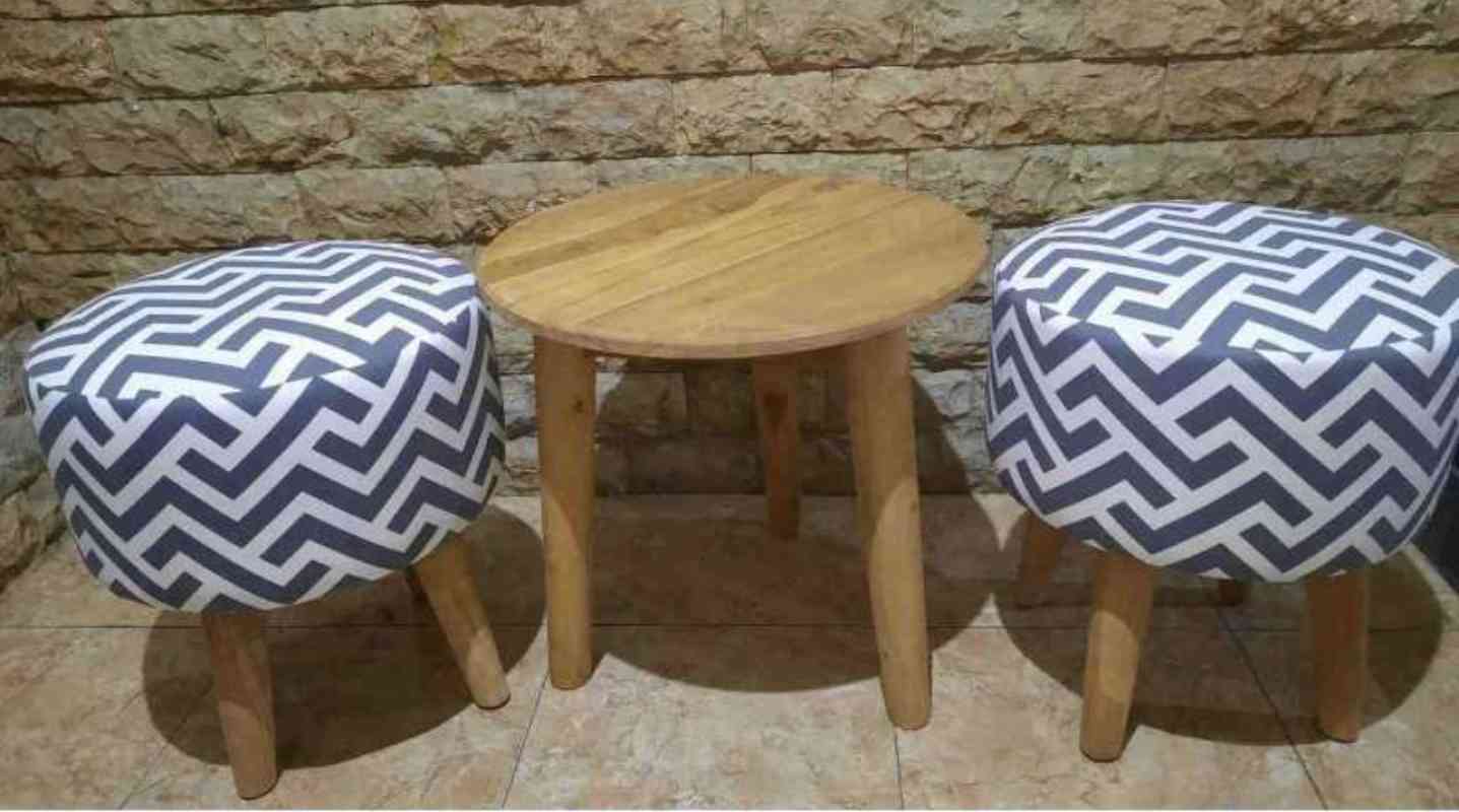 Jual SET STOOL SOFA BULAT DAN MEJA JATI / KURSI JAMUR DAN meja jati di
