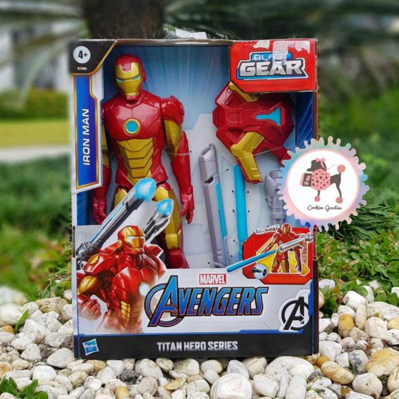 Hasbro Marvel Avengers – Action Figure Iron Man 30cm Con Porta Per Blaster Titan Hero Blast Gear