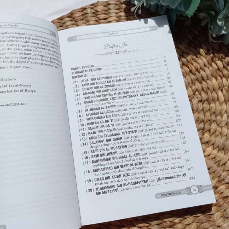Promo Buku Para Tabiin Kisah Perjuangan Dan Keteladanan Diskon 28% Di ...