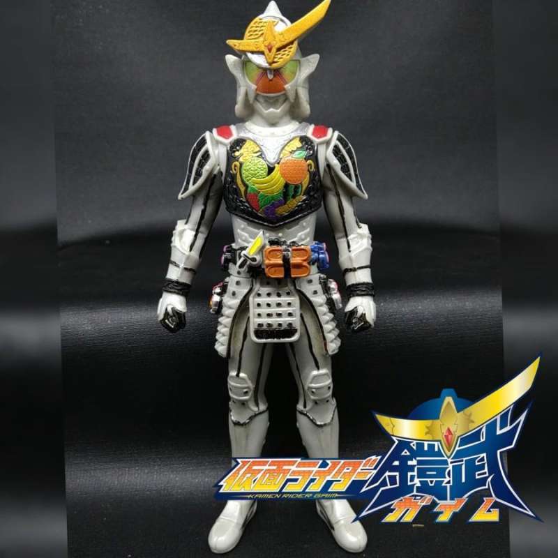 Bandai Tamashii Nations S.I.C. Kamen Rider Baron Banana Arms - Action Figure Kamen Rider Gaim, Con Banaspear E Frutto Helheim
