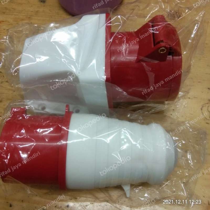 Jual Float Socket Power Plug 3 Phase 32 Ampere 4 Pin Di Seller Umar