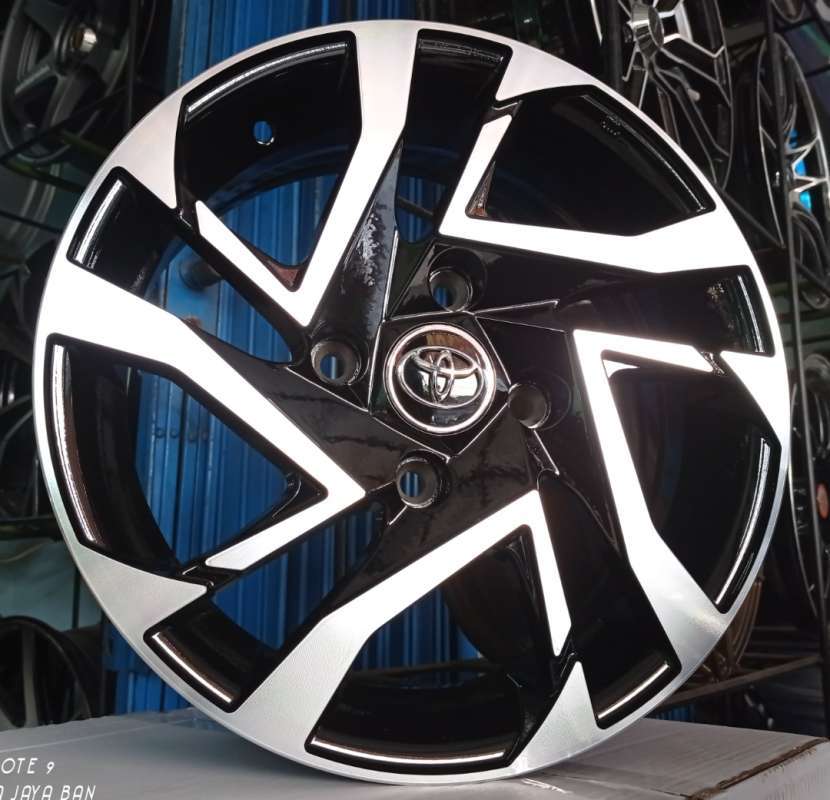 Avanza Ring Berapa? Menjelajahi Pilihan Ukuran Ring dan Dampaknya pada Performa dan Kenyamanan