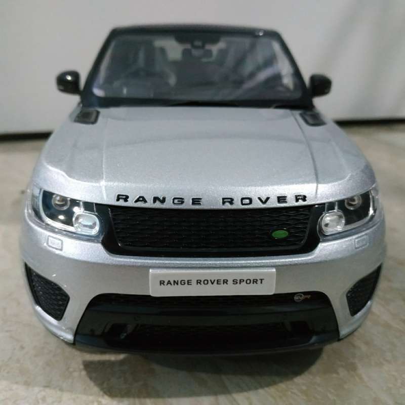 Mô hình xe Range Rover Sport SVR 1:18 Kyosho