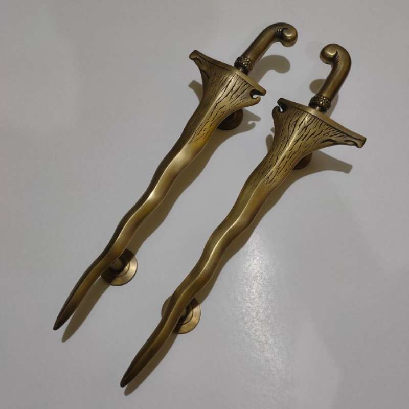 Jual Handle Pintu Rumah Kuningan Antik Motif Keris 50 Cm Di Seller
