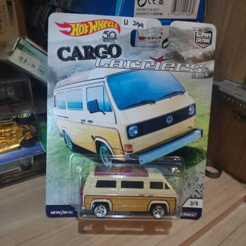 Jual HOT WHEELS VOLKSWAGEN SUNAGON CARGO CARRIERS di Seller HELOWWW
