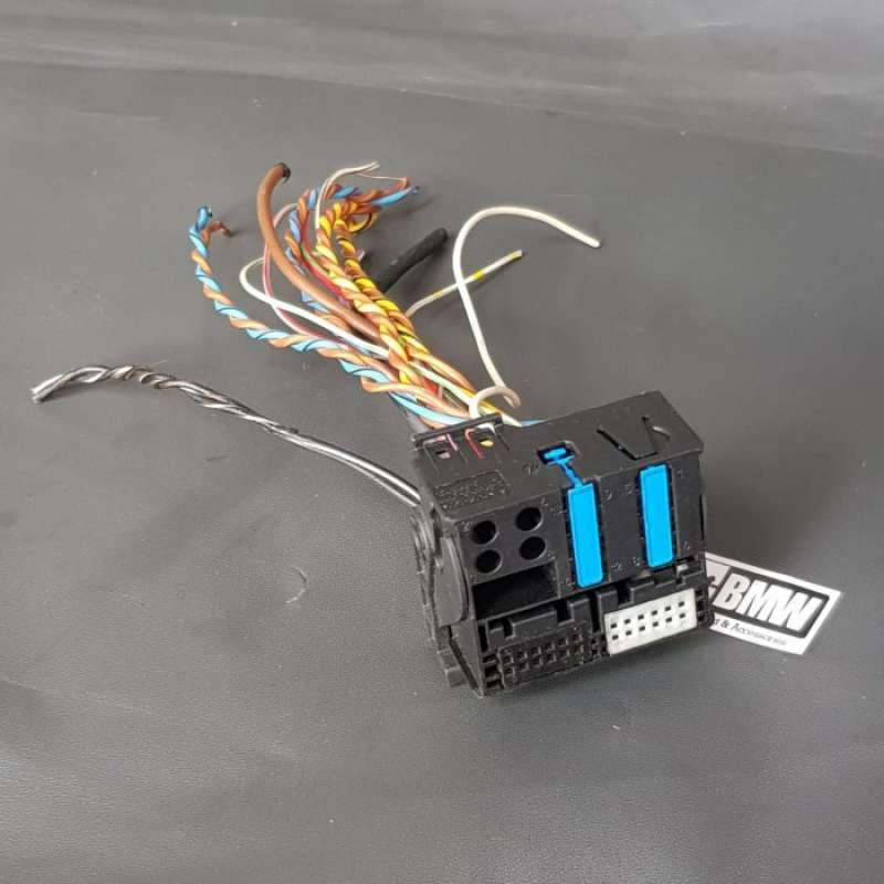 Jual SOCKET KABEL AUDIO BMW E39 FACELIFT 520I 525I 530I THN 01-04 di ...