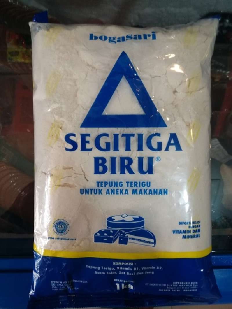 Jual Tepung Segitiga Biru Tepung Terigu Segitiga Biru 1kg di Seller ...