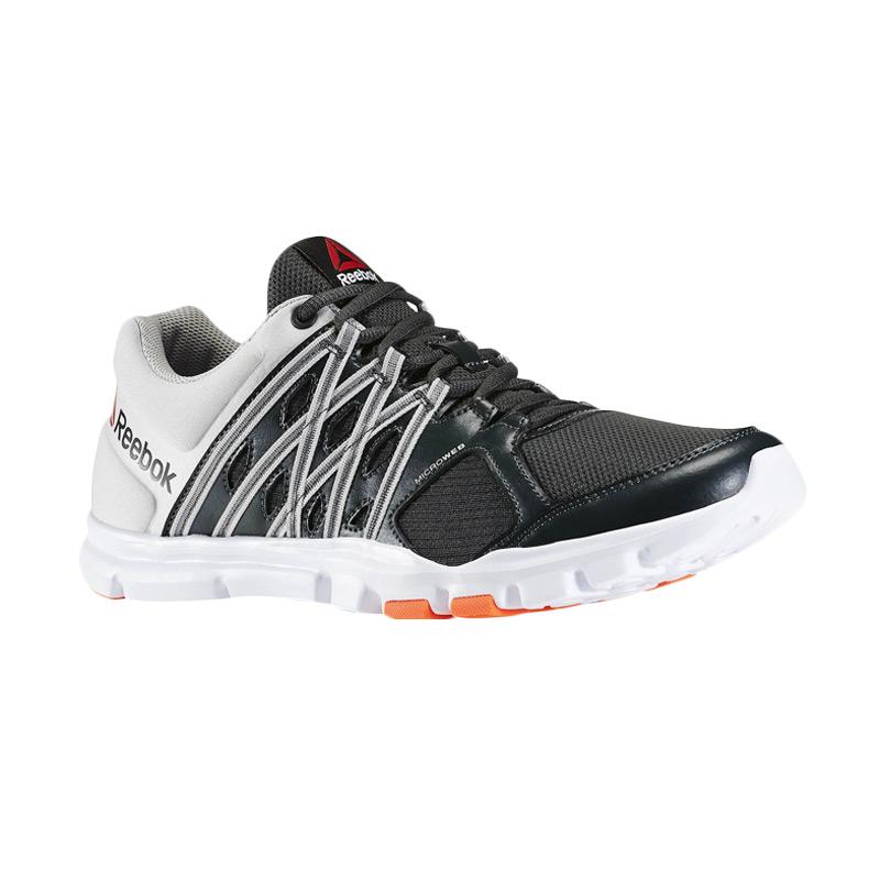 jual reebok yourflex 8 0 s sepatu lari black jual reebok yourflex 8 0 s sepatu lari black