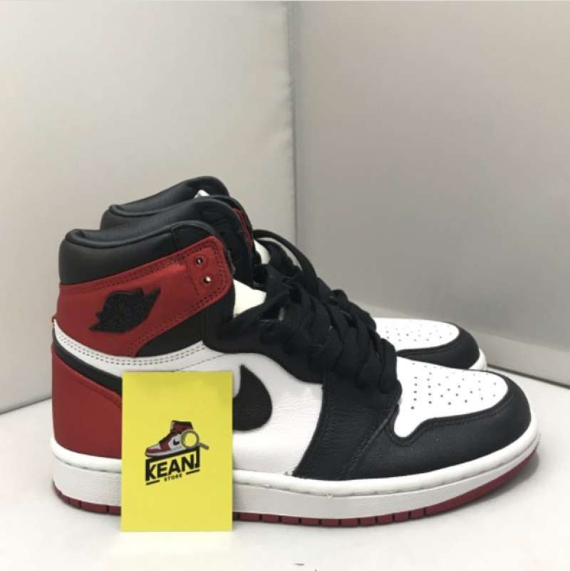 nike satin black toe