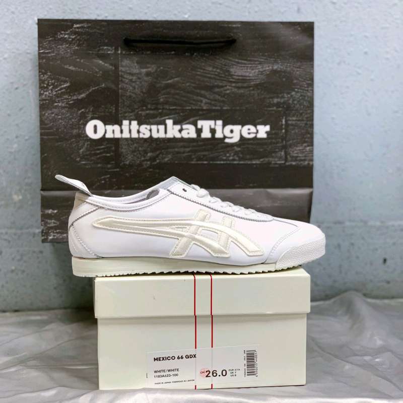 onitsuka tiger mexico 66 givenchy